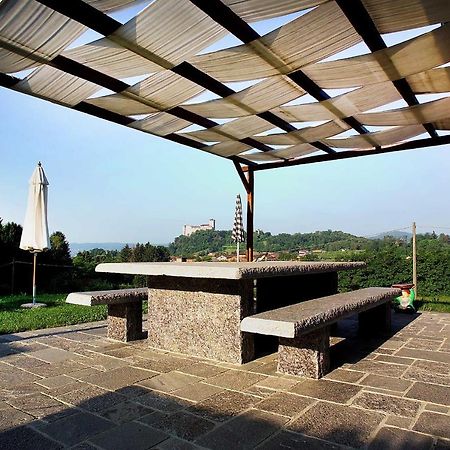 Cascina Canee Angera Exterior photo