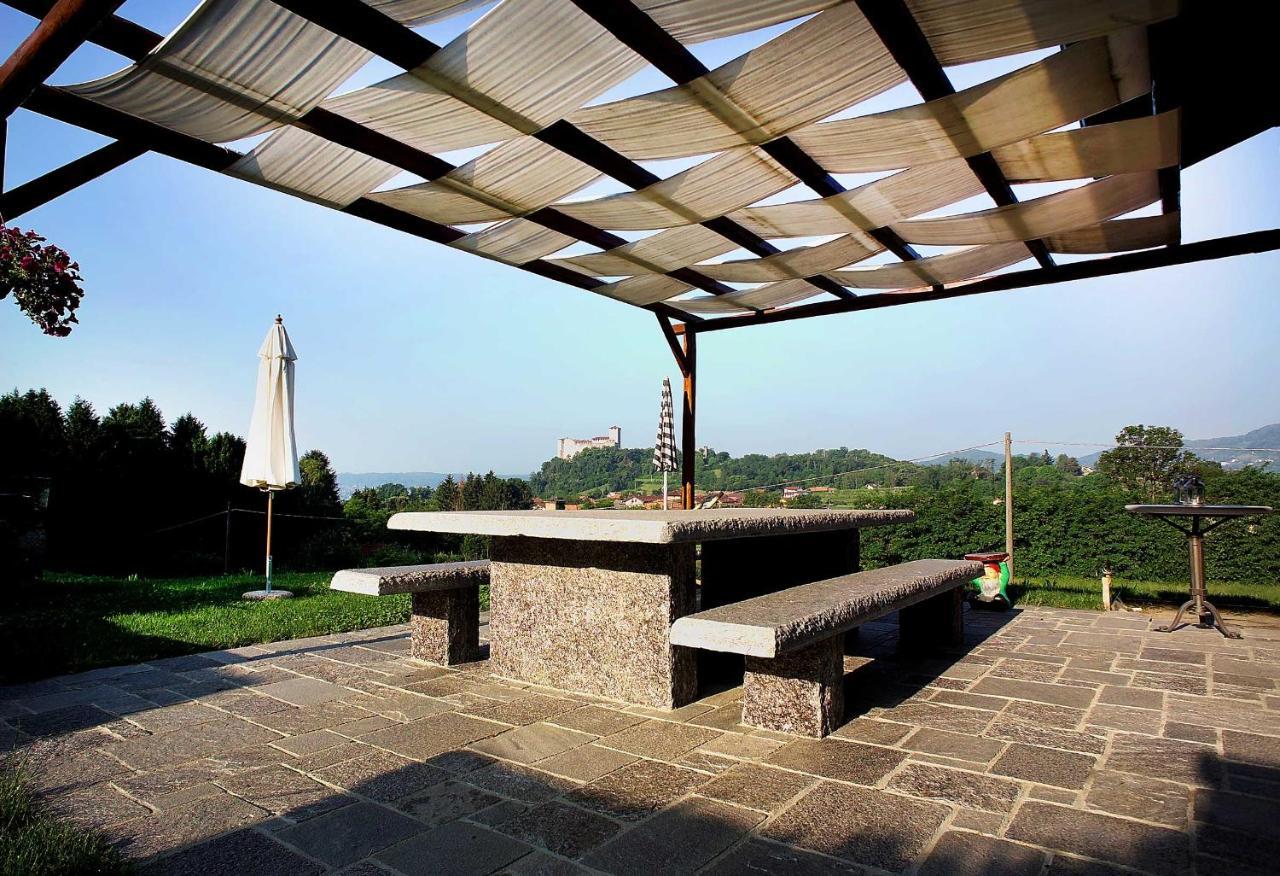 Cascina Canee Angera Exterior photo